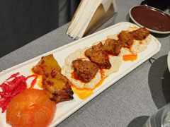 牛里脊配红椒酱-Efes Turkish & Mediterranean Cuisine 艾菲斯餐厅(陆家嘴店)