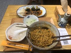 -呼啦面馆·头牌豌杂面(爱琴海店)