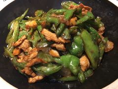 -老长沙湘菜馆(凤凰路店)