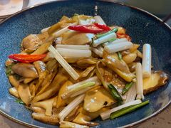 -半山腰·云南菜(侨福芳草地店)