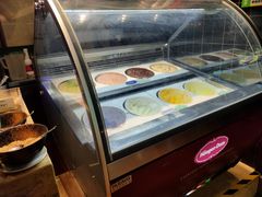 -亚马逊环球美食百汇(新城吾悦广场店)