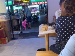 -郑记•不夜城烧烤•龙虾•虾蟹(黄鹤楼店)
