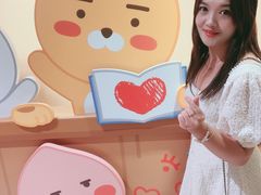 -KAKAO FRIENDS(弘大店)