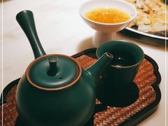 -潮界(LU·ONE凯德晶萃广场店)