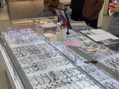 -潘多拉眼镜·蔡司依视路明月(潘家园店)