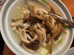 高汤烩野菌煲-七号私厨·百年洋楼