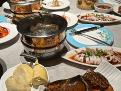 -雍容荟帝王蟹活龙虾展台自助(IFS黑金店)