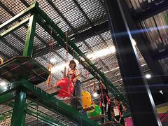 -超人空间竞技场·轰趴团建蹦床主题公园