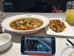 -峨嵋小镇·川菜(勒泰中心店)