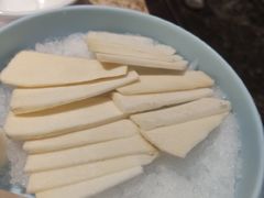 鲜甜龙竹笋-七欣天香辣蟹火锅(常熟珠海路万达广场店)