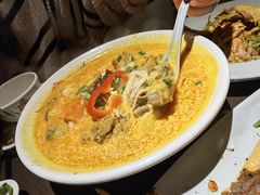 -大头虾越式风味餐厅(光明广场店)