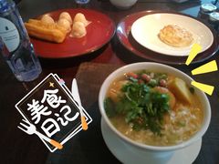 -深圳星河丽思卡尔顿酒店