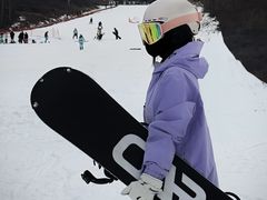 -济南卧虎山滑雪场