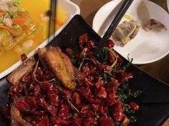 -隔壁老王·家常云南菜(花巷店)