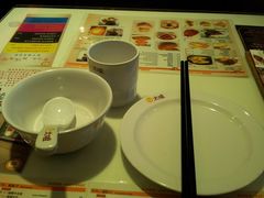 2013-06-17&nbsp;11.09.39-新大咀港式茶餐厅(宝山万达店)