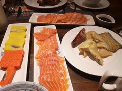 -四海一家自助餐(益田假日广场店)