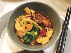 红烧牛筋牛肉面-鹿港小镇(黄金店)