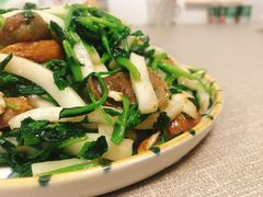 黄芽菜炒年糕-京城小江南·土菜馆·蒸白鱼(东四十条店)
