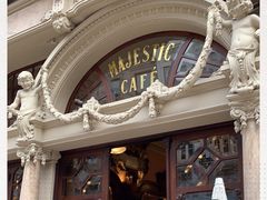 -Majestic Café