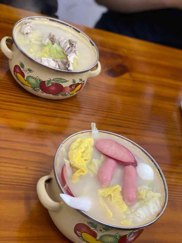 老街特色砂锅(北市街店)-"川沙觅食,路过.店内满满当当.凭着吃货的.