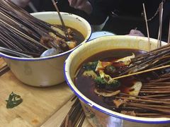 -拈签一笑黄牛肉辣卤串串