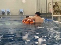 -蓝旗亲子游泳(范湖万达广场店)