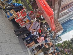 -詹爷爷乌节路街头冰淇淋