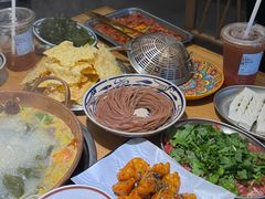 -洱火云南酸菜牛肉火锅(石景山当代商城店)