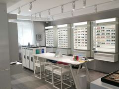 -目艮眼镜SHOWROOM(品牌集合店)