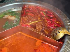 -廖掌柜·重庆鲜货火锅(上海首店)