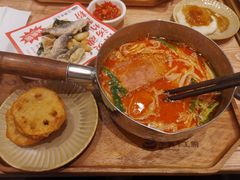 灵魂酸辣汤炸酱粉-小满手工粉(北京来福士店)