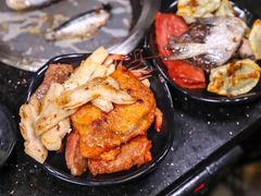 -钱小主·自助回旋烤肉火锅餐厅(东方新天地店)