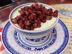 红豆双皮奶-广信牛奶甜品世家(台东店)