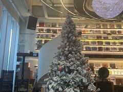 -黑胶星球(华发中城商都店)