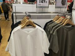 -优衣库(太原龙湖万达广场店)