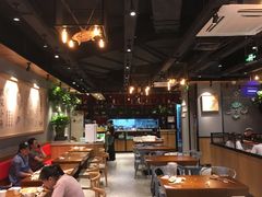 -渝是乎川渝小炒(新世界百货望京店)