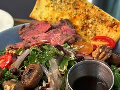 烤牛肉蘑菇色拉-The BREW·酿餐厅(浦东嘉里大酒店)