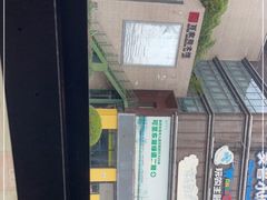 -必胜客(武汉欢乐谷店)