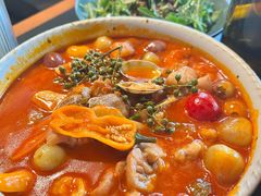 -Ameigo梅果·云贵川bistro(长宁来福士店)