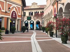 -佛罗伦萨小镇广佛名品奥特莱斯(疏港路店)