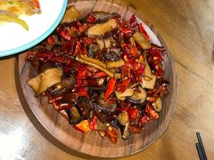 -隔壁老王·家常云南菜(花巷店)