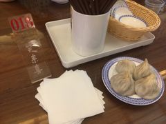 -笑来喜馄饨小笼工坊店(湖滨街店)