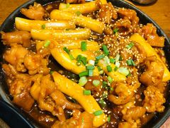 无骨鸡爪炒年糕-麻喜大