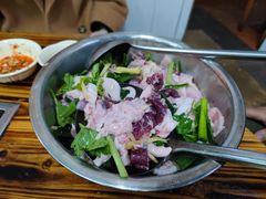 -周良天山牛杂城(天山路总店)