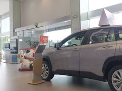 -上海和裕一汽丰田4S店(七宝店)