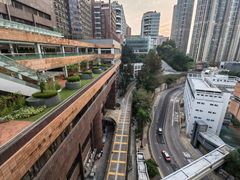 -香港大学