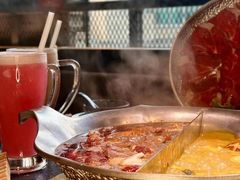 -湊湊火锅·茶憩(南京东路悦荟店)