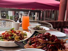 -隔壁老王·家常云南菜(花巷店)