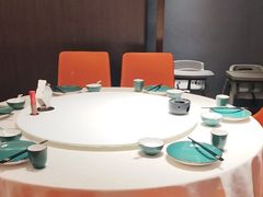 -鸽子侯·家宴·平价海鲜(绿地店)