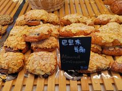 -Dough&Joe团憩(瑞虹天地月亮湾店)